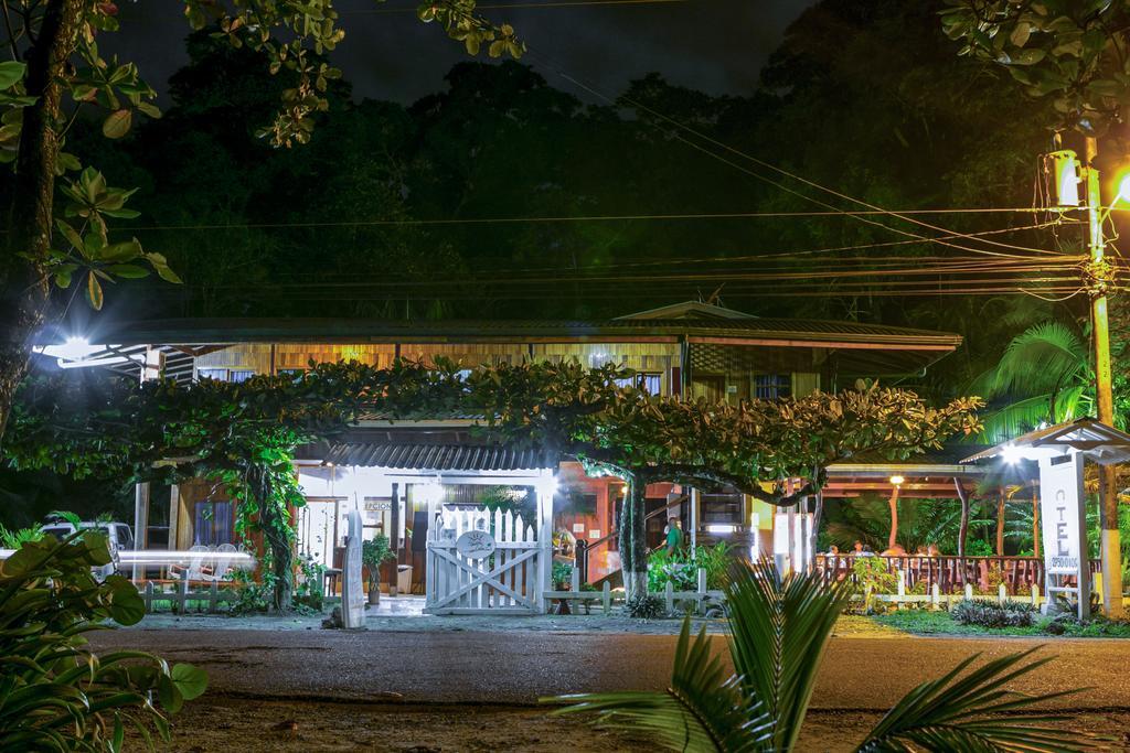 Hotel La Isla Inn Puerto Viejo de Talamanca Exteriér fotografie